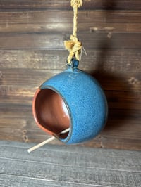 Image 2 of Nutmeg blue bird feeder