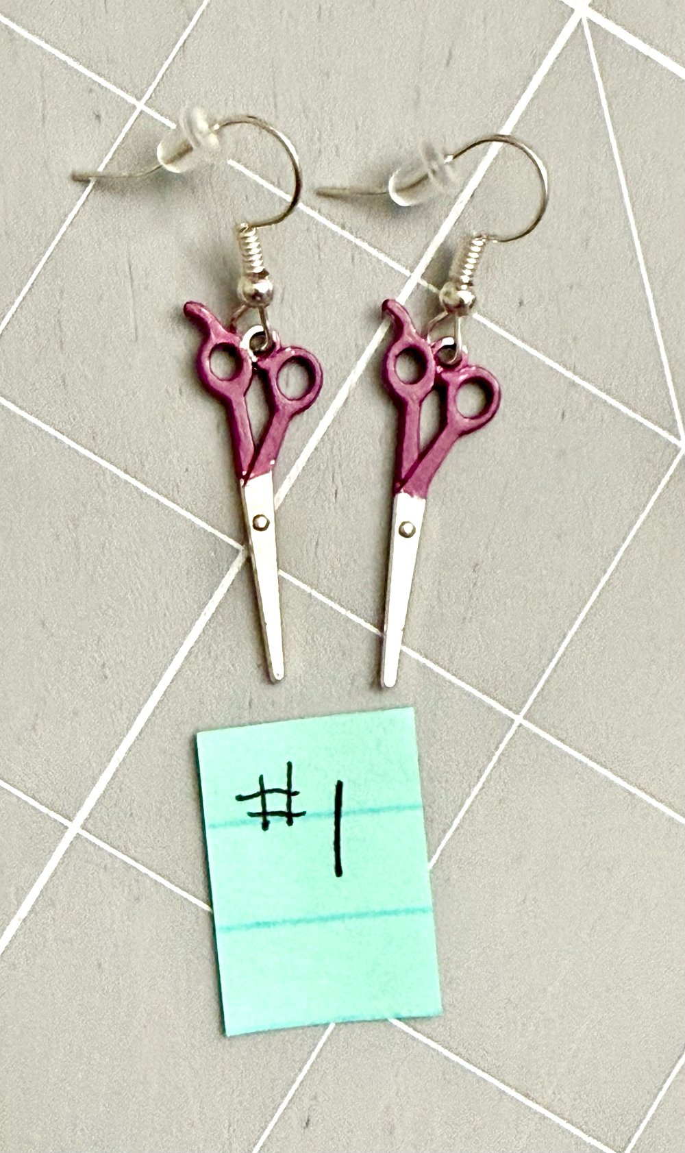 Image of Dainty Scissors Earrings