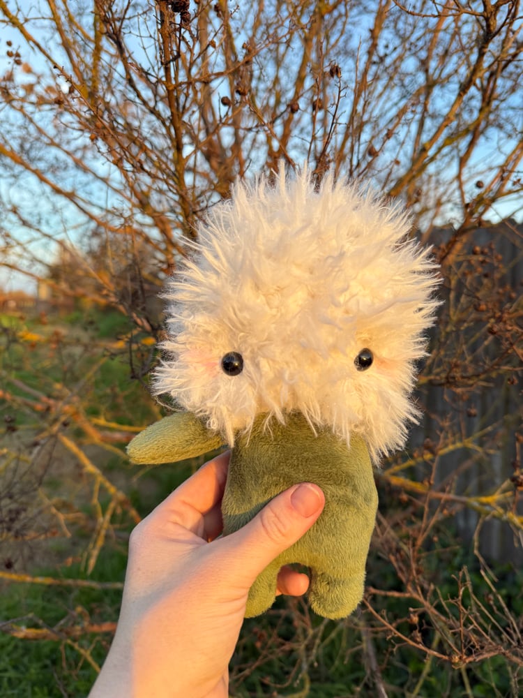 Image of Pre-order ultraplush dandelion friend slots