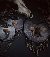 Image 1 of Primal set vi 