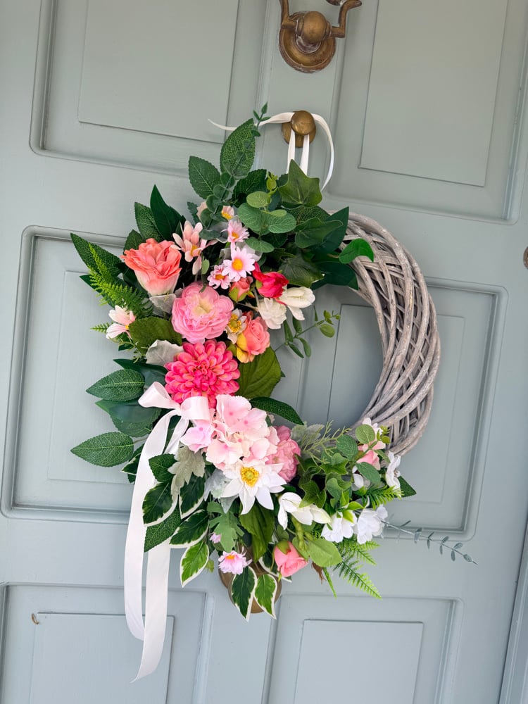 Image of 38cm Pink Wicker 