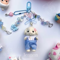 Image 3 of Flora Rabbit Siblings Keychains
