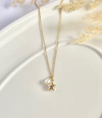 Image 5 of Puffy Star & Pearl Necklace