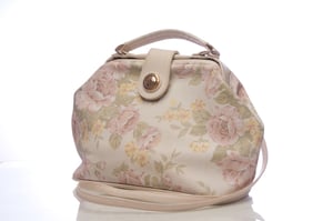 Image of Vintage looking floral purse (FREE SHIPPING)