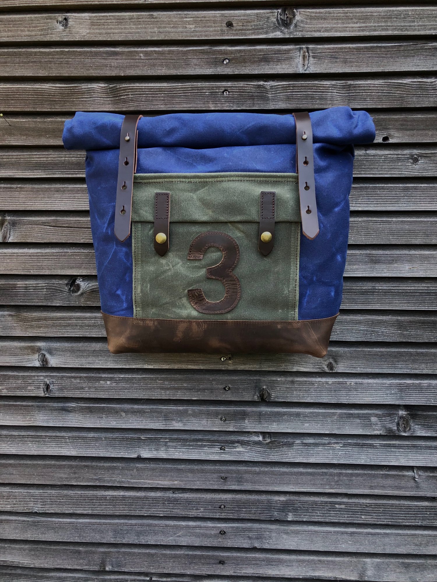 Image of Motorcycle bag in waxed canvas waterproof with leather base
