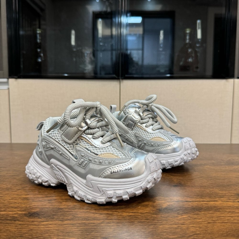 Image of OVER The Top EXCLUSIVE KICKS SILVER