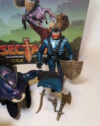 Image 2 of 1984 Coleco Sectaurs Warriors of the Symbion Battle Beetle with Glove & Pinsor