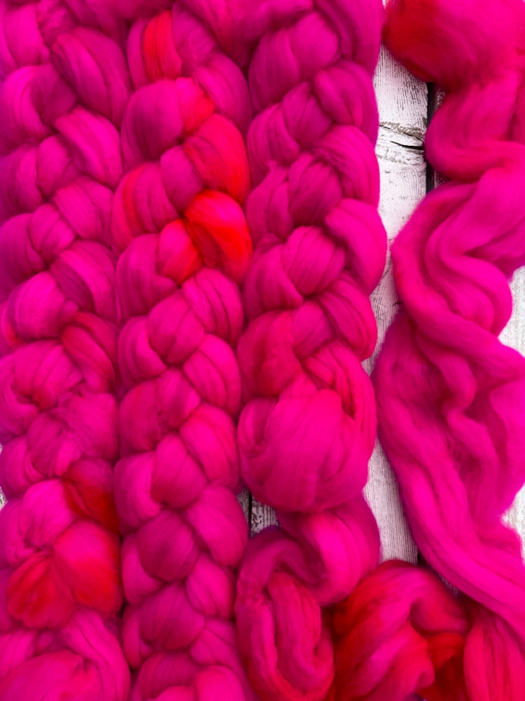 Hot Stuff, on Super Soft: 80% fine SW Merino, 20% Cashmere