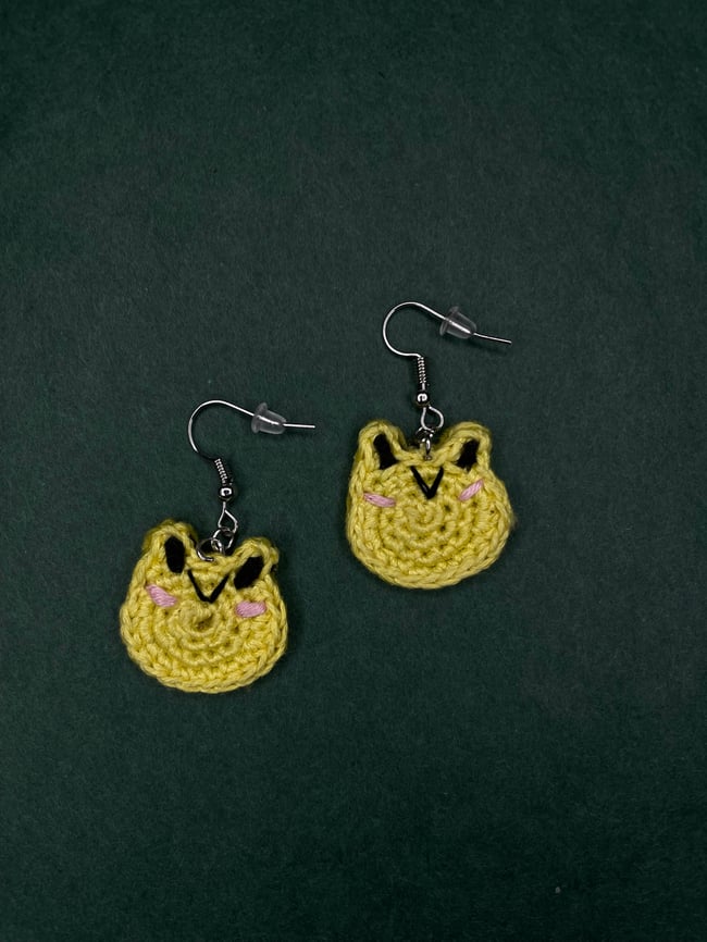 Crocheted Frog Earrings 