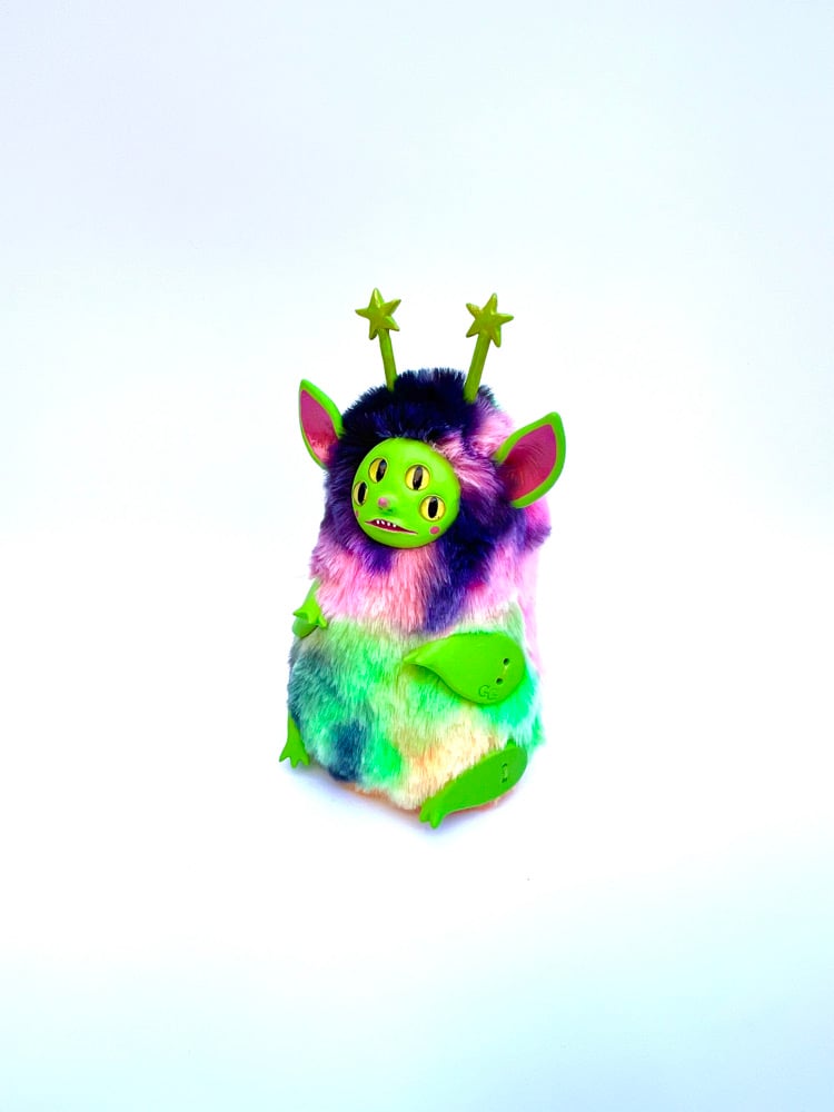 Alien Bebe Image 2