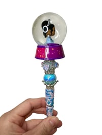 Image 4 of Snow Globe Tiana Pen