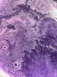 Image 3 of Mysterious Purple Planet - Purple Pink Bath Bomb