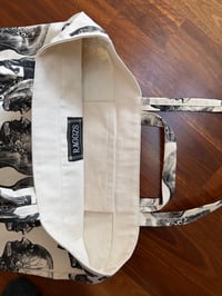 Image 3 of Heads Jumbo Bag