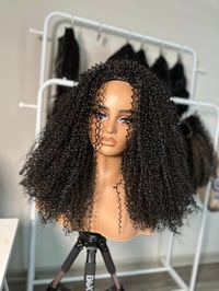 Image 2 of Refurbished wig 17