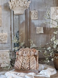 Image 4 of Le corbeau en plâtre 