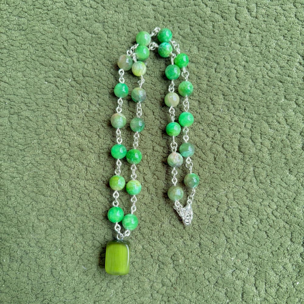 Image of cat’s eye necklaces