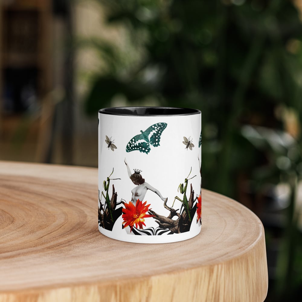 Image of Mantis Queen - Mug with Color Inside - 2 size options
