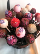 Image of 12 Classic Cake Pops