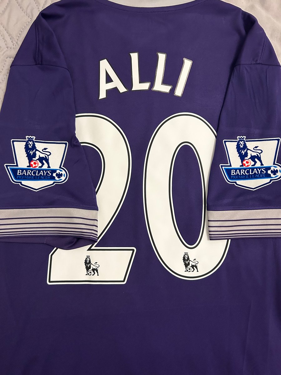 Image of Tottenham Hotspur “ALLI 20” 2015/16 Third Shirt + patches (L)
