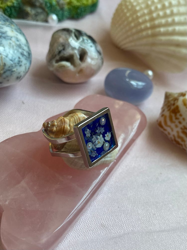Image of Floral Blues Ring 