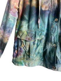 Image 11 of ♻️ UPCYCLED M Hooded Utility Jacket in Earthy Ice Dye