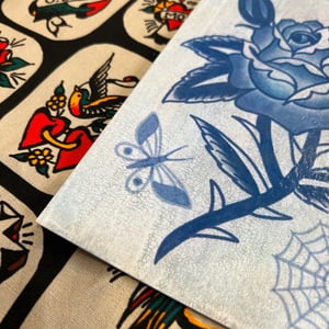 Image of Cracked tile print