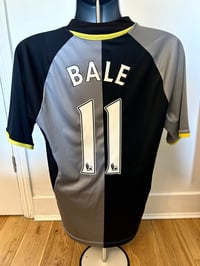 Image 3 of Tottenham Hotspur “BALE 11” 2012/13 Third Shirt + patches (L)