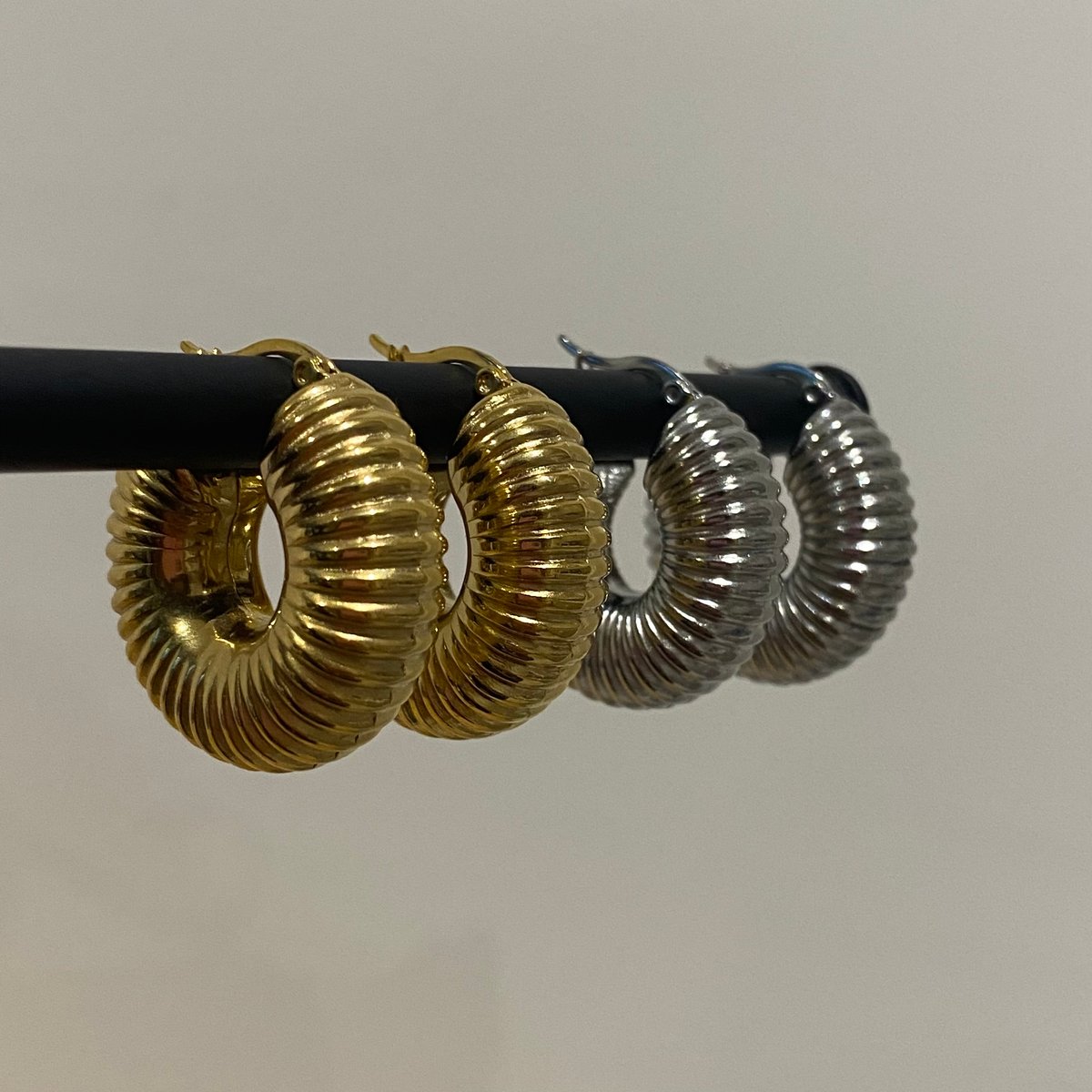 Image of RHEA Hoops