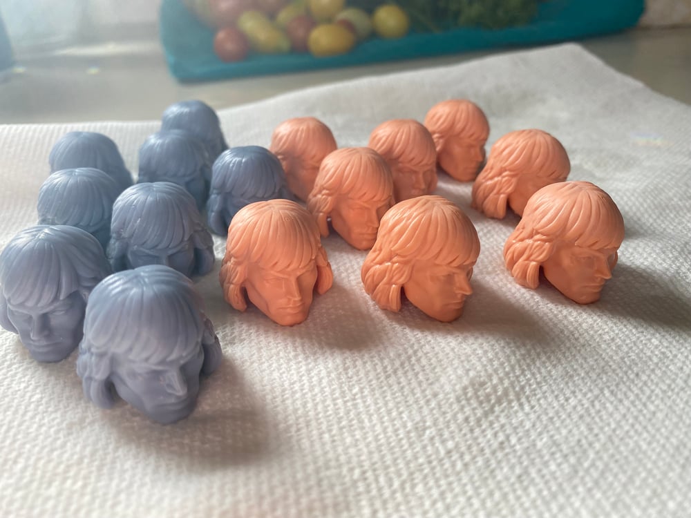 1:12 Buff Master Head