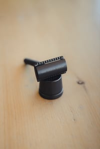 Image 2 of Shave Set