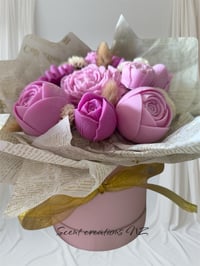 Image 5 of Flower bouquet 