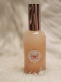 Image 1 of Body Shimmering Oil Spray
