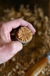 Image 7 of Bee And Flower Brooch/Pendant 