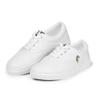 Image 4 of Sneakers med det Norske flagget: Stolthet og stil siden 1821