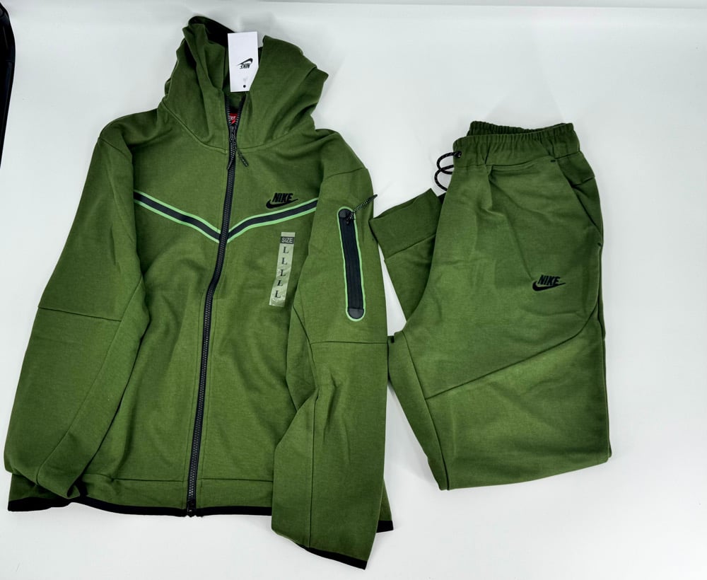 Image of Men 2pc Techsuit