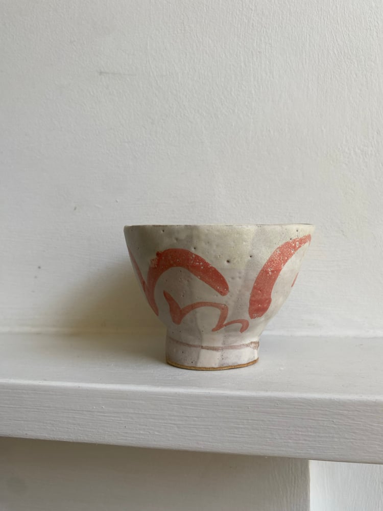 Crest bowl with deep foot Image 3