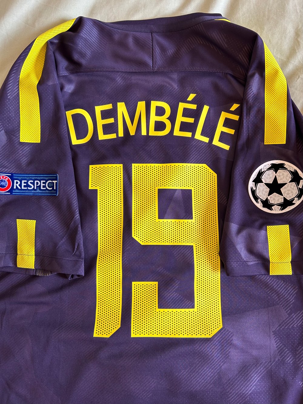 Image of Tottenham Hotspur “DEMBELE 19” 2017/18 Third Shirt + UCL patches (XL)