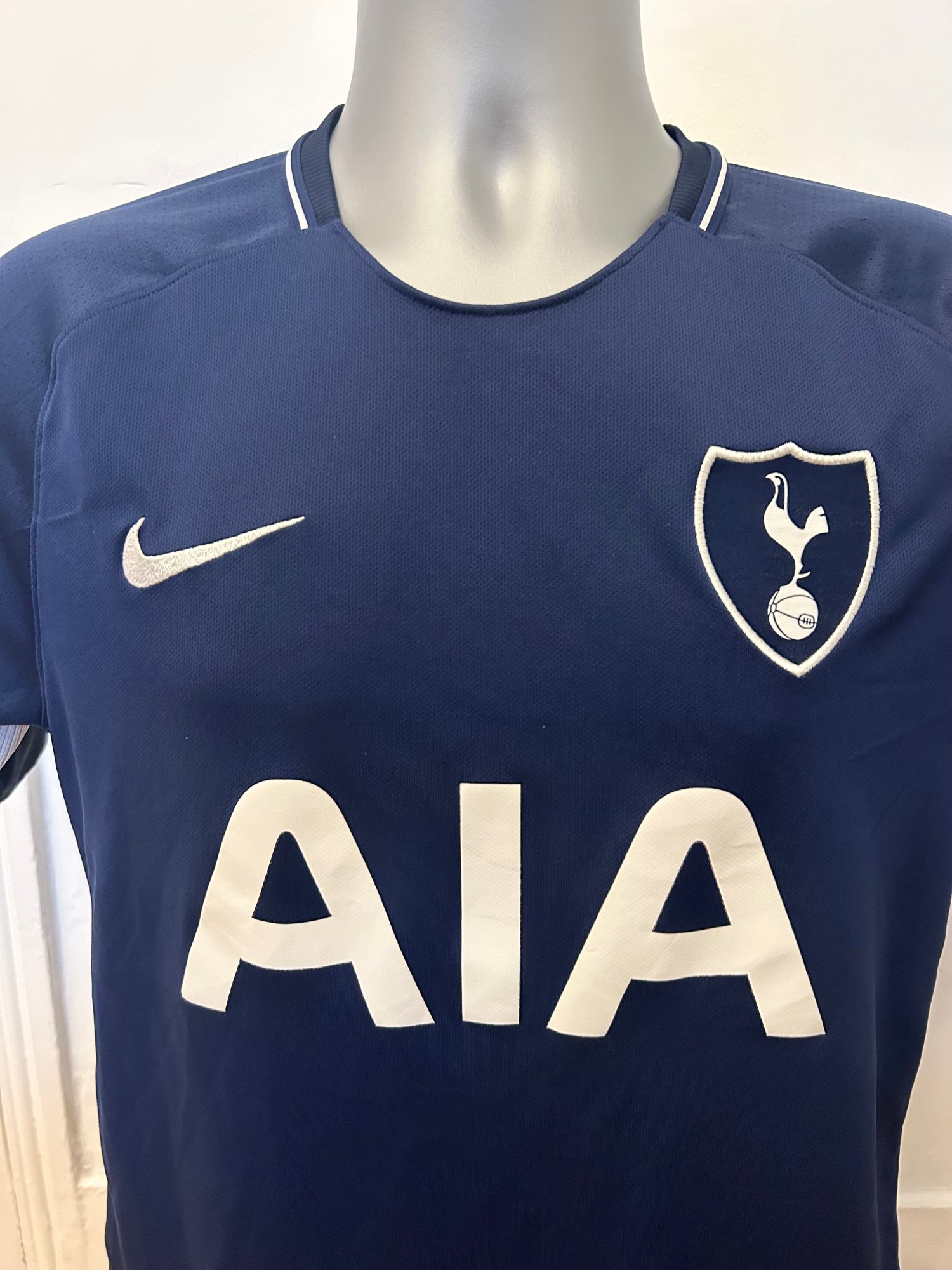 Image of Tottenham Hotspur “ERIKSEN 23” 2017/18 Away Shirt + PL patches (M)
