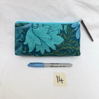 Image 5 of William Morris Standing Pouch No. 14