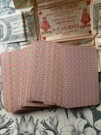 Image 2 of Jeu de 52 cartes Grimaud exposition universelle, coins argentés, emballage et boîtier