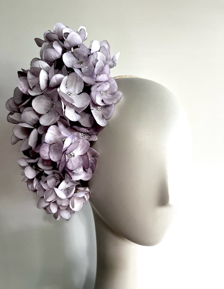 Image of Lilac hydrangea headpiece 