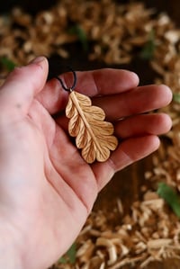 Image 6 of Oak Leaf Pendant Necklace