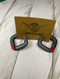 Graphite square heart hoops 