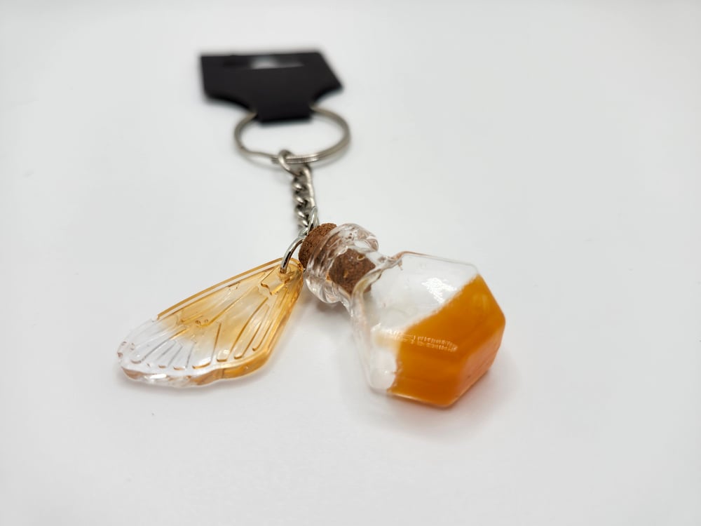 Image of Honey Bee Keychain | Creatures Collection 