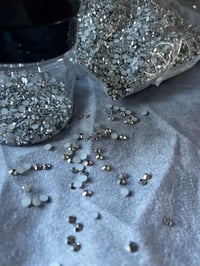 Image 1 of Mirror Mirror - 4mm Jelly Resin Rhinestone