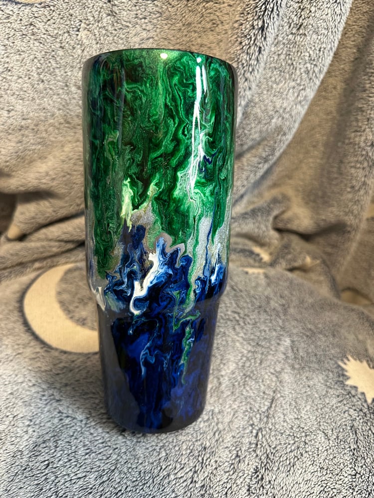 Image of 30oz Blue/Green Colormelt
