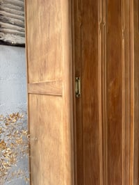 Image 14 of L’armoire parisienne aux portes coulissantes
