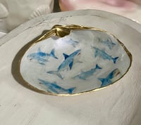Image 2 of Shark Large Clam Shell Trinket Dish CT100