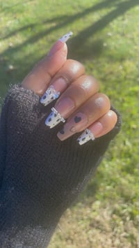 Image 3 of Nails - Long (White Tips/Black Hearts/Bling)