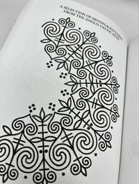 Image 5 of Patterns & Motifs From The Anglo Celtic Isles by Treubhan